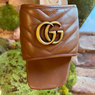 GUCCI Brown Quilted Matelasse Sandals SZ 39 (US 9)