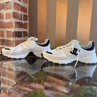 CHANEL White/Black CC Trainer Sneakers SZ 39 (US 9)