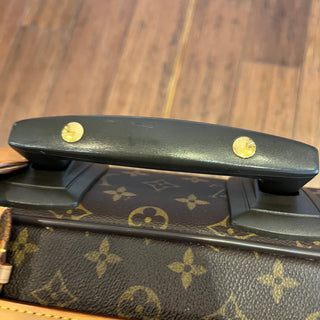 LOUIS VUITTON Pégase 45 Brown Monogram Canvas Rolling Luggage