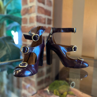 CHLOE Maroon Buckle Leather Heels SZ 36 (US 6)