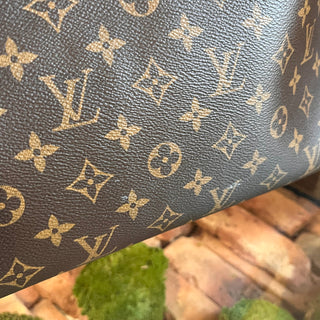 LOUIS VUITTON Popincourt MM Noir Monogram Canvas Tote