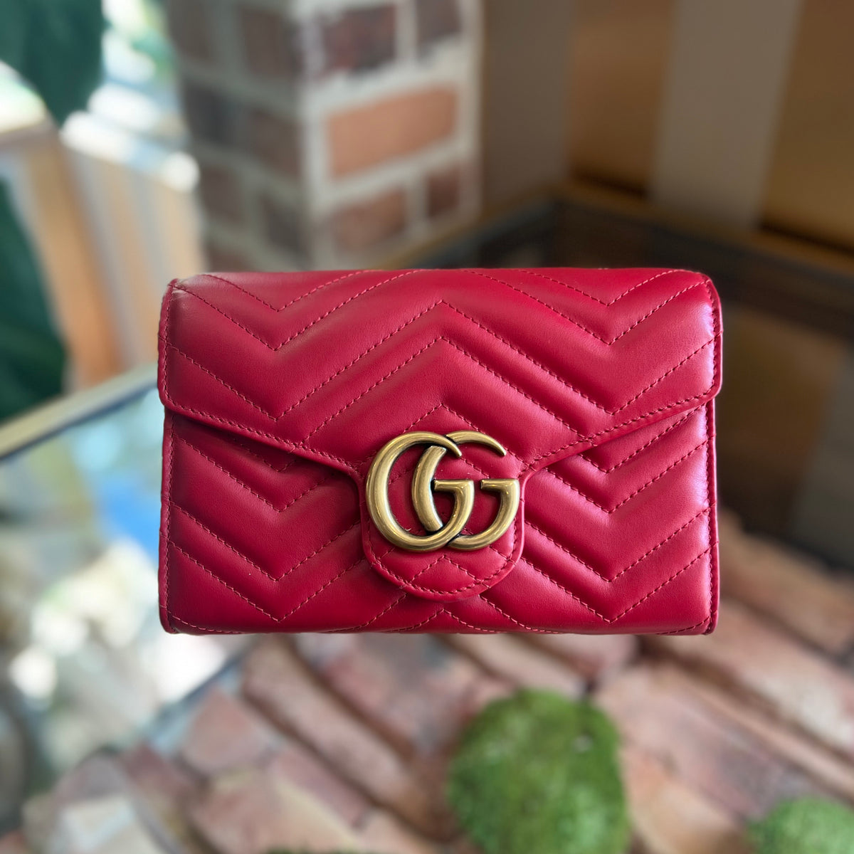 GUCCI Red Marmont Wallet On Chain