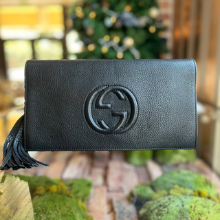 GUCCI Black Soho Clutch