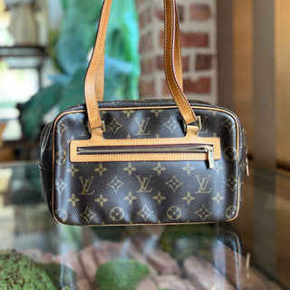 LOUIS VUITTON Cite MM Monogram Brown Canvas Shoulder Bag