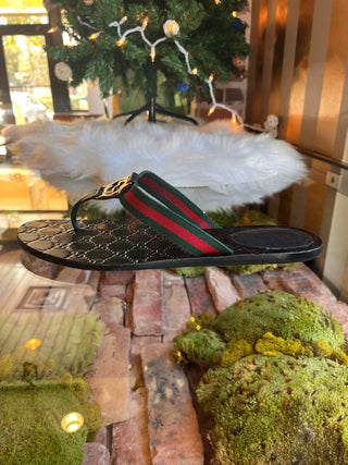 GUCCI Black Guccissima Red & Green Striped Flip flops SZ 40.5