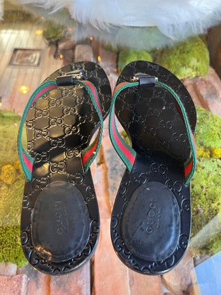 GUCCI Black Guccissima Red & Green Striped Flip flops SZ 40.5