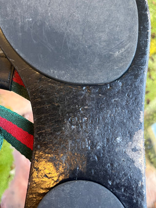 GUCCI Black Guccissima Red & Green Striped Flip flops SZ 40.5