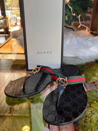 GUCCI Black Guccissima Red & Green Striped Flip flops SZ 40.5