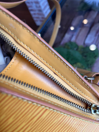 LOUIS VUITTON Yellow Epi Gobelins Backpack VI0935