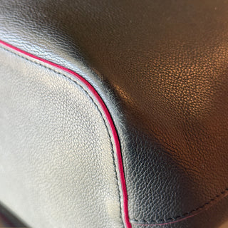 LOUIS VUITTON Lockme Bucket Calfskin Leather Bucket Bag