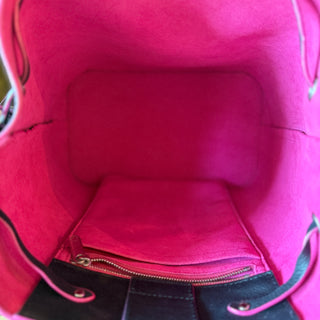 LOUIS VUITTON Lockme Bucket Calfskin Leather Bucket Bag