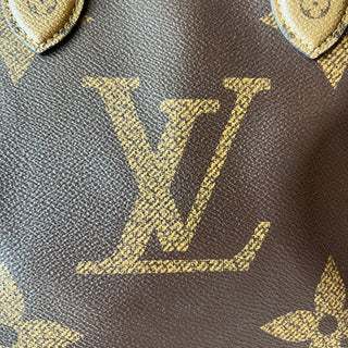 LOUIS VUITTON Giant Monogram Reverse OnTheGo MM