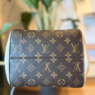 LOUIS VUITTON Fold MM