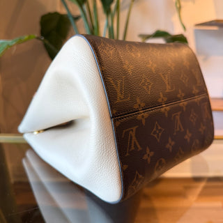 LOUIS VUITTON Fold MM