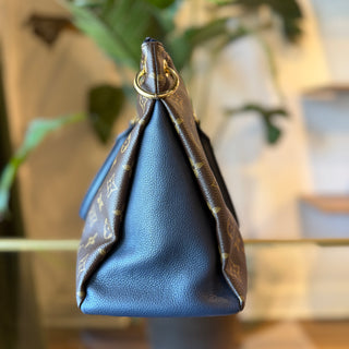 LOUIS VUITTON Monogram Pallas MM