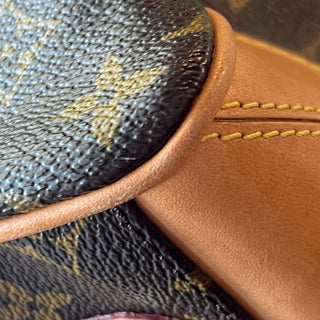 LOUIS VUITTON Monogram Retiro
