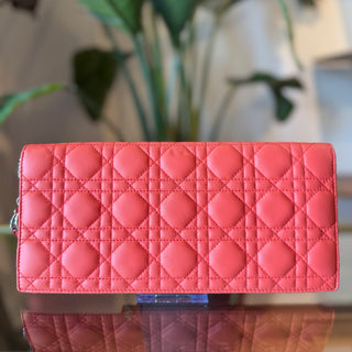 DIOR Cannage Wallet on Chain