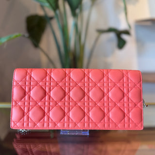 DIOR Cannage Wallet on Chain