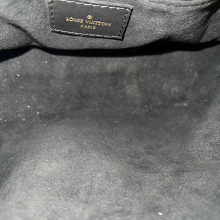 LOUIS VUITTON Petite Malle Souple
