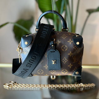 LOUIS VUITTON Petite Malle Souple
