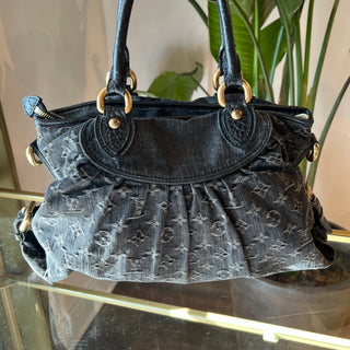 LOUIS VUITTON Neo Cabby MM