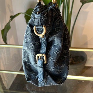 LOUIS VUITTON Neo Cabby MM