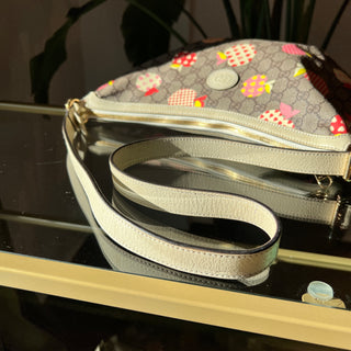 GUCCI GG Supreme Monogram Les Pommes Small Ophidia Half Moon Hobo Beige Multicolor Mystic White