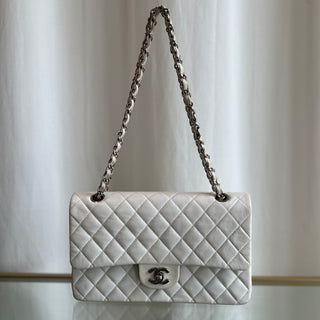 CHANEL White Lambskin Leather Medium Flap Vintage Shoulder Bag