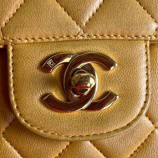 CHANEL Honey Lambskin Leather Coco Handle Handbag