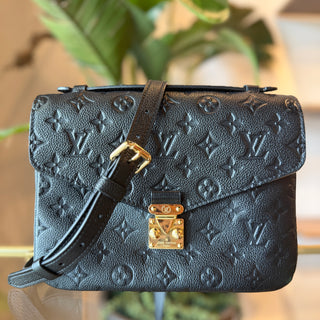 LOUIS VUITTON Empreinte Metis Pochette
