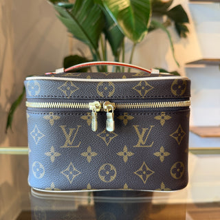 LOUIS VUITTON Monogram Nice Mini Vanity Case 19