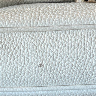 GUCCI Cream Grained Leather Soho Crossbody