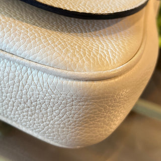 GUCCI Cream Grained Leather Soho Crossbody