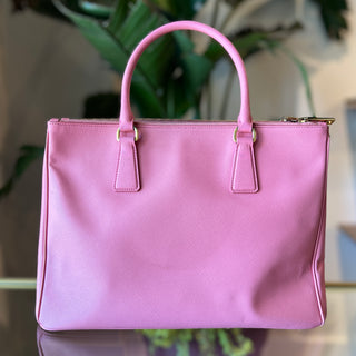 PRADA Saffiano Galleria Medium