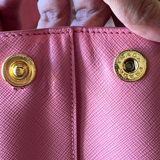 PRADA Saffiano Galleria Medium