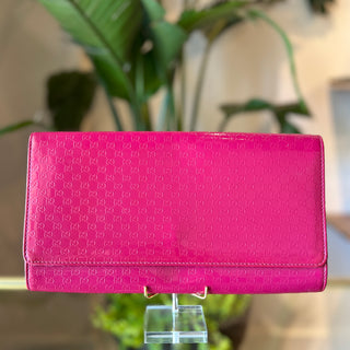 GUCCI Microguccissima Broadway Clutch Patent Pink