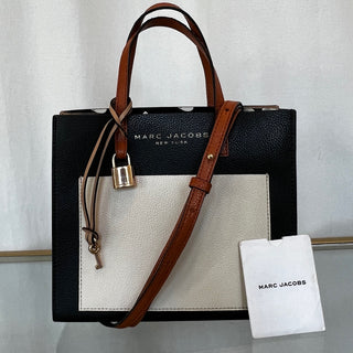 MARC JACOBS Black Two Way Tote bag