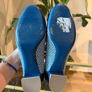 FERRAGAMO Vara Bow Pumps 8
