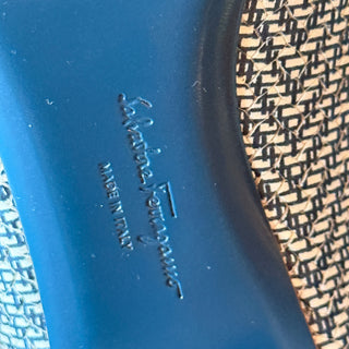 FERRAGAMO Vara Bow Pumps 8