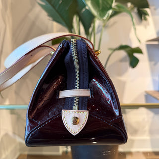 LOUIS VUITTON Vernis Rosewood Avenue Amarante