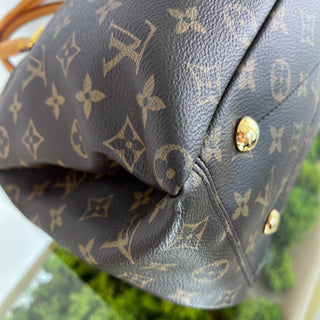 LOUIS VUITTON Monogram Pallas Handbag