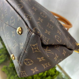 LOUIS VUITTON Monogram Pallas Handbag