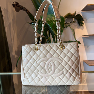 CHANEL GST Caviar Beige