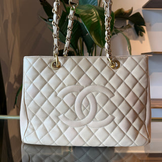 CHANEL GST Caviar Beige