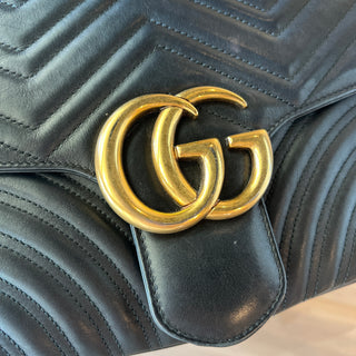 GUCCI GG Marmont Medium Shoulder Bag