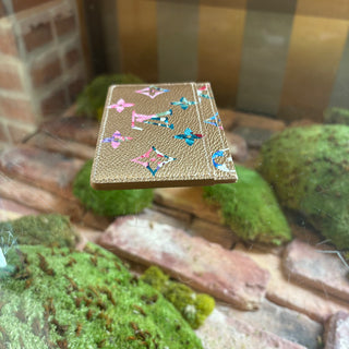 LOUIS VUITTON Gold Monogram Garden Card Holder
