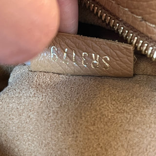 LOUIS VUITTON On My Side MM