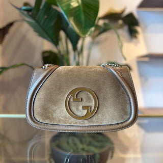 GUCCI Blondie Suede Medium Shoulder Bag