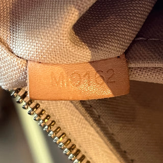 LOUIS VUITTON Damier Azur Siracusa MM