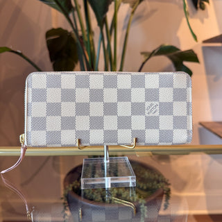 LOUIS VUITTON Clemence Damier Azur Rose Ballerina Canvas Wallet